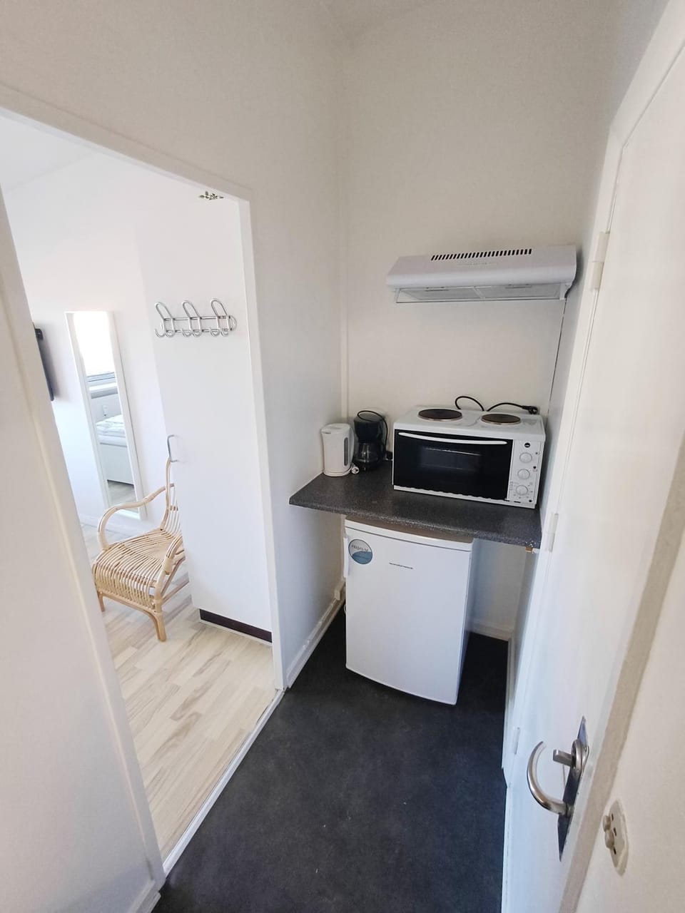 Double room 4 with Free Parking Apartment in Aalborg