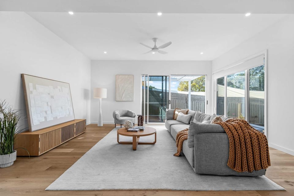 Southside Sanctuary - Architectural Retreat by Beach House in Mount Eliza