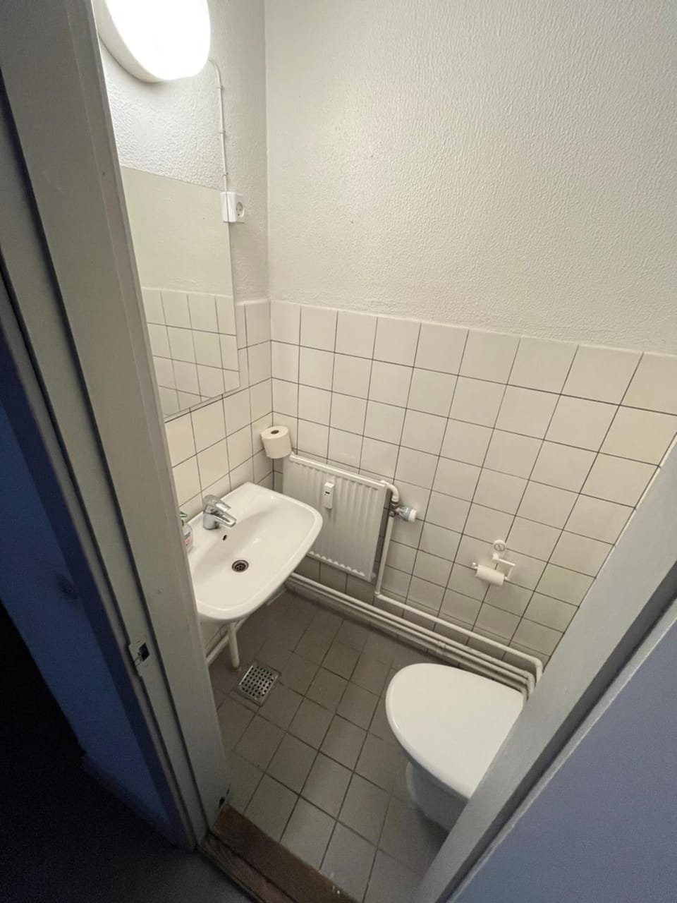 Double room 7 with Free Parking Apartment in Aalborg