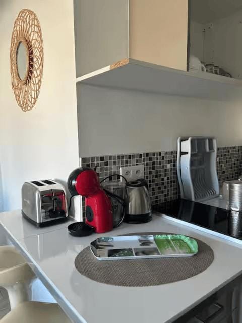 Coffee/tea facilities, Kitchen or kitchenette, toaster