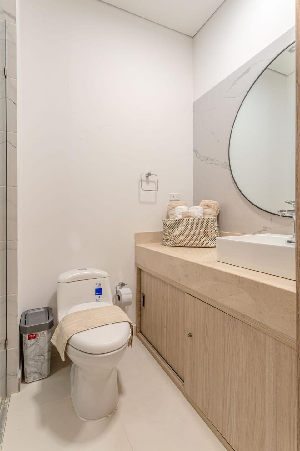 Exclusiva suite moderna con balcón cerca al mar Apartment in Magdalena, Colombia