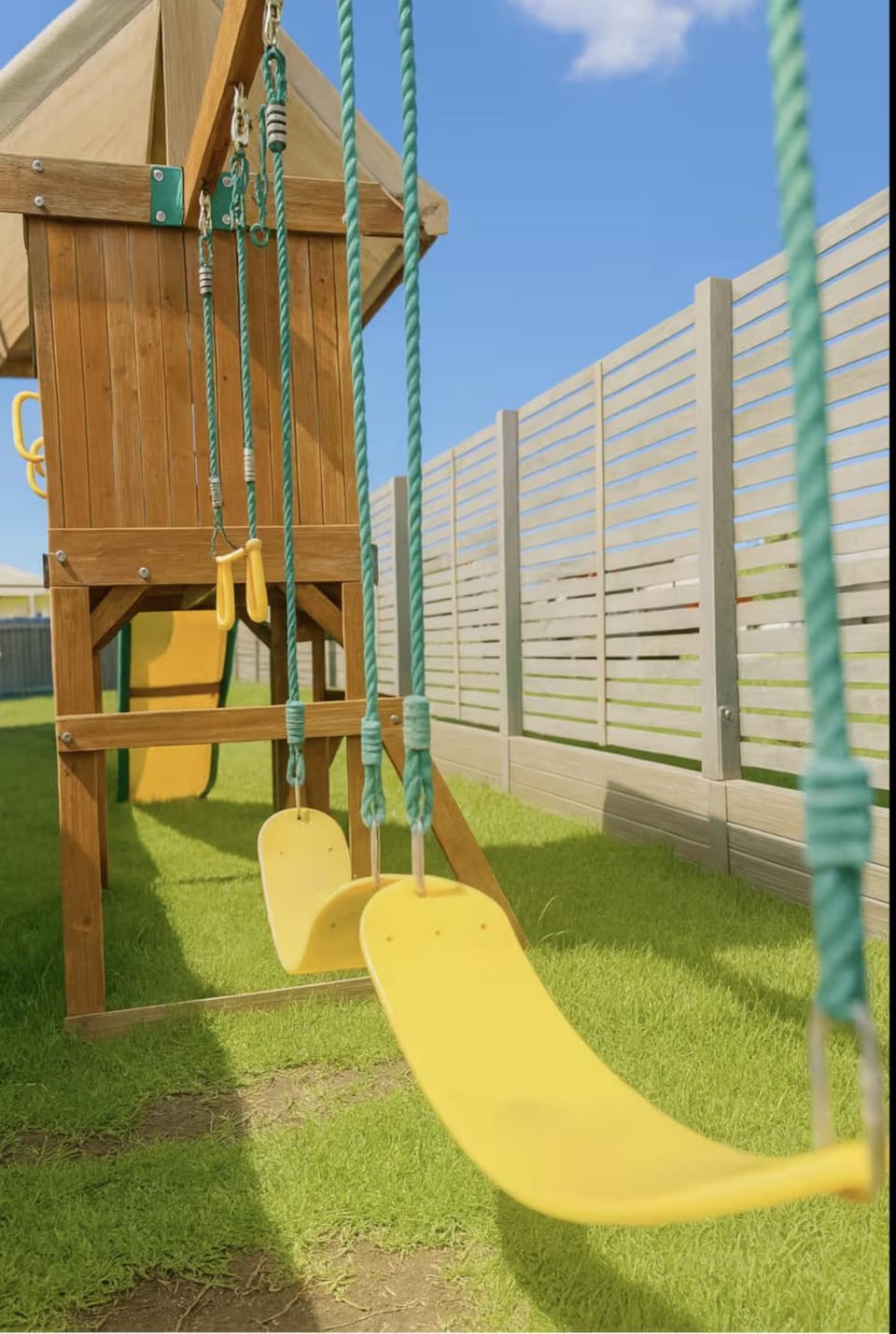 Bright Family Retreat - Quiet Caboolture Stay - Holiday Home House in Caboolture