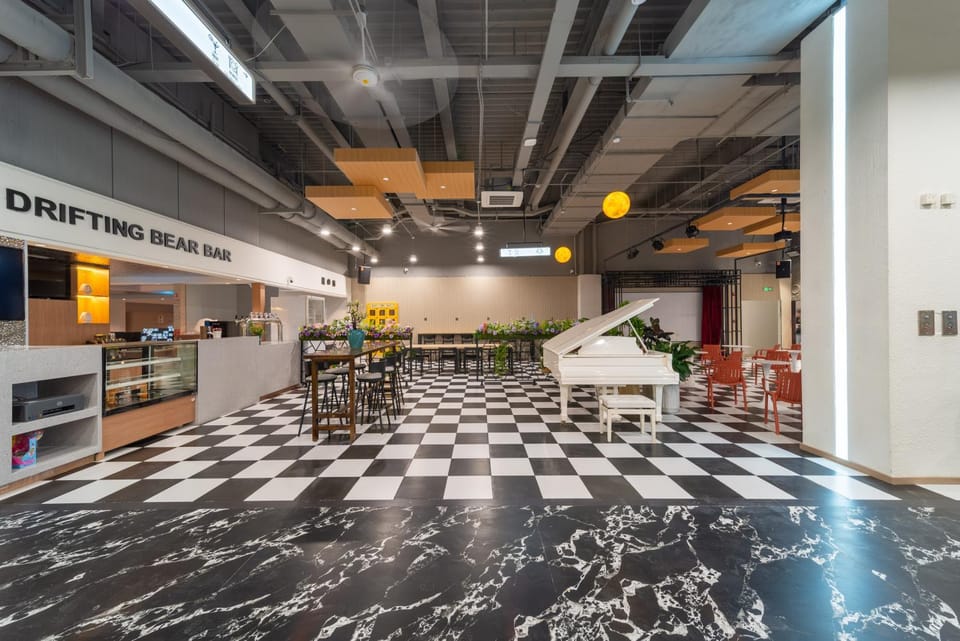 Lounge or bar