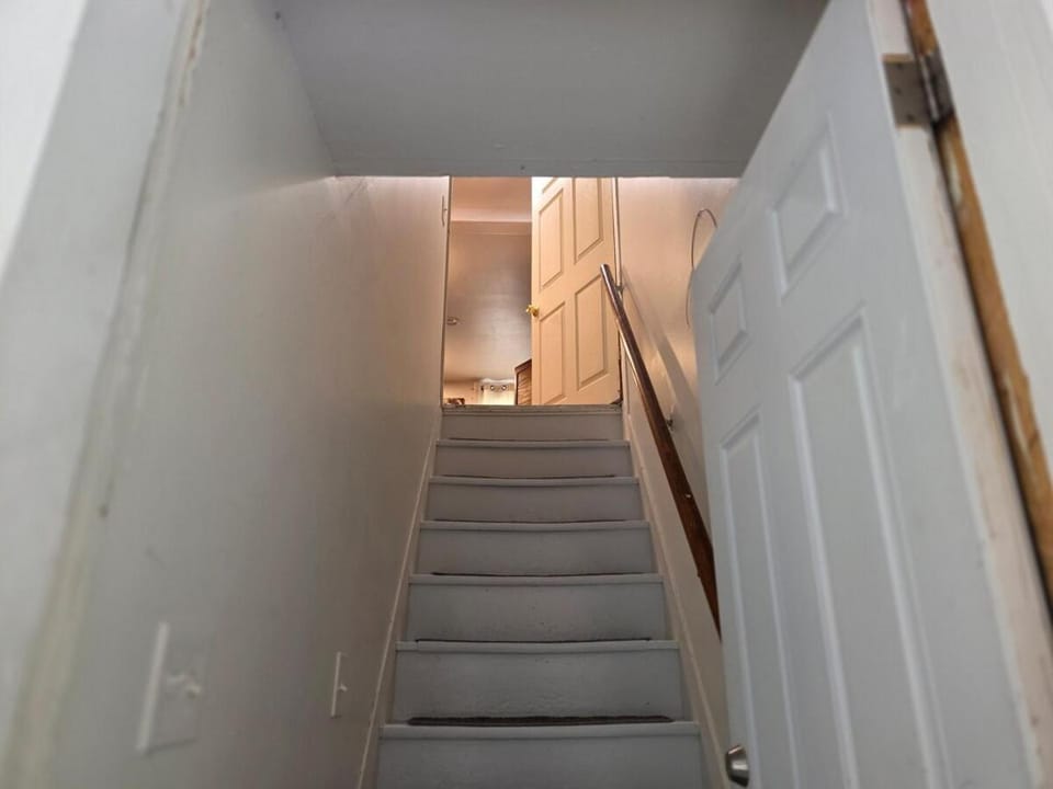 hidden and comfortable 2 House in Manchester
