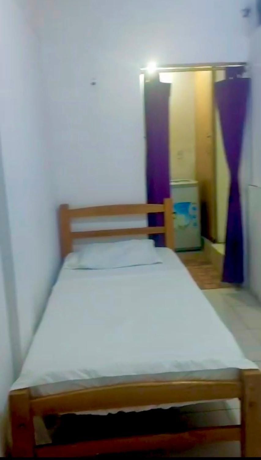 Apartaestudio 2 a 3 personas cerca a CC Unico Apartment in Floridablanca