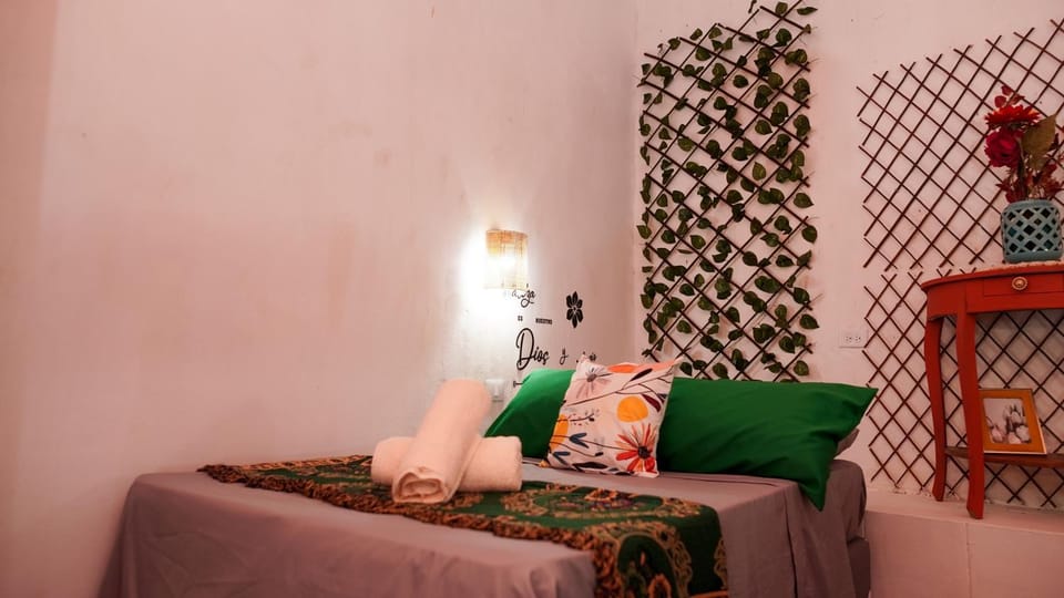 Bed, Photo of the whole room