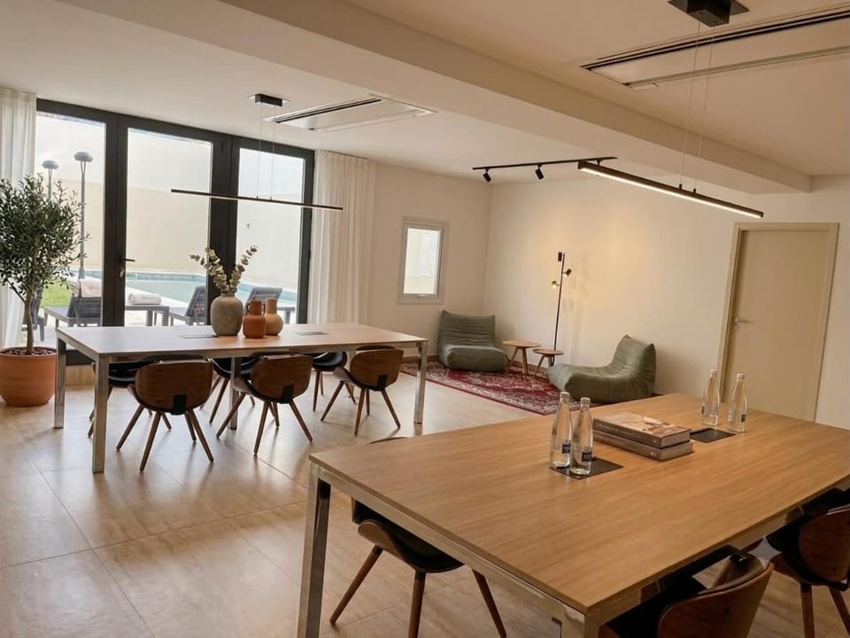 Seating area