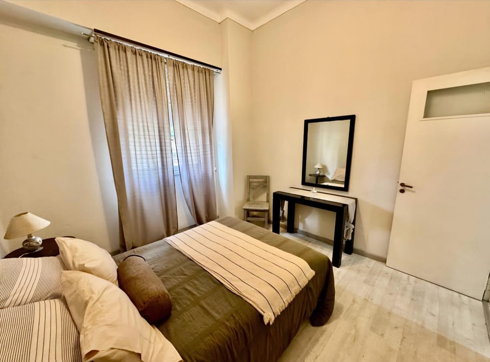 3 ambientes plaza colon con cochera Apartment in Mar del Plata