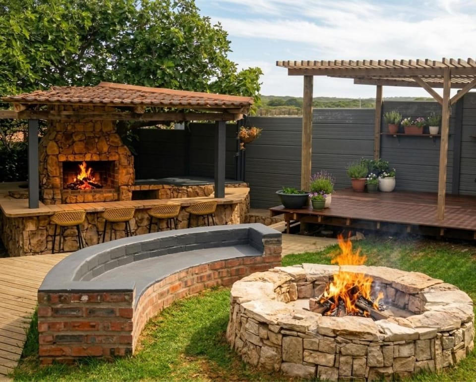 BBQ facilities, Garden, Balcony/Terrace