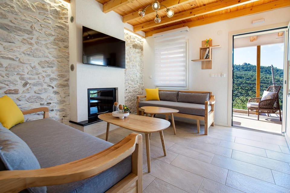 TV and multimedia, Living room, Seating area
