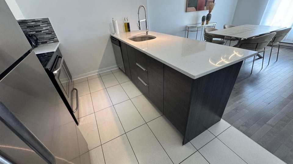 Ck guest house Apartment in Laval