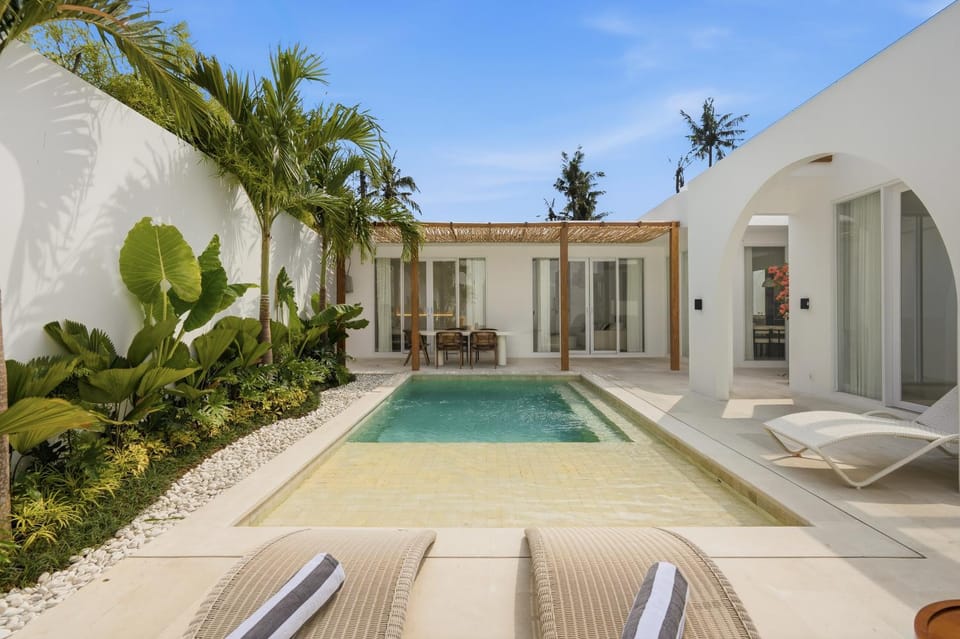 Garden, Swimming pool
