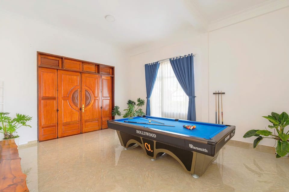 Billiard