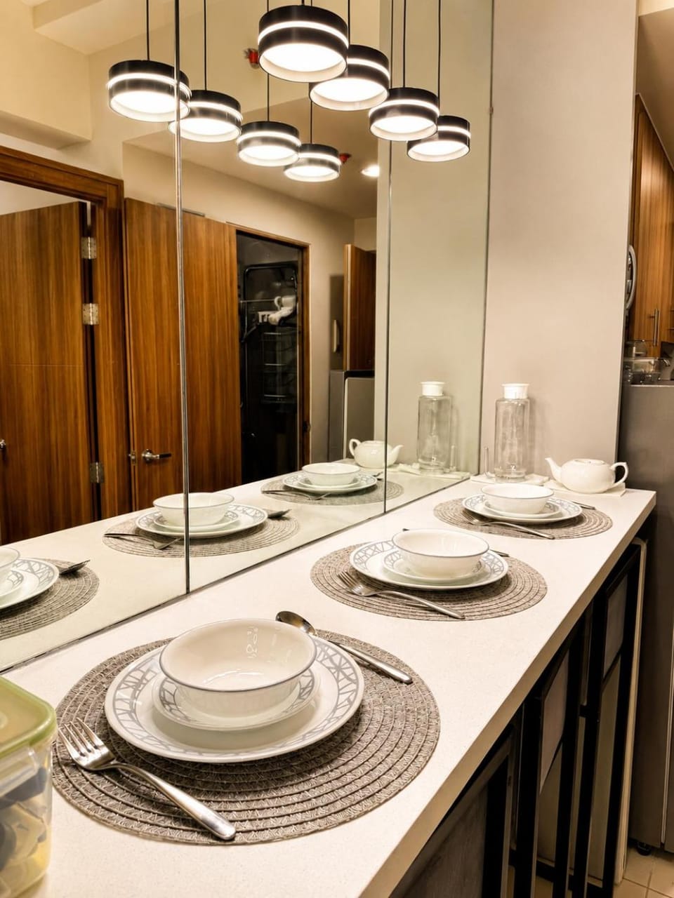 Coast Residences Signature Stays PH Apartment in Pasay