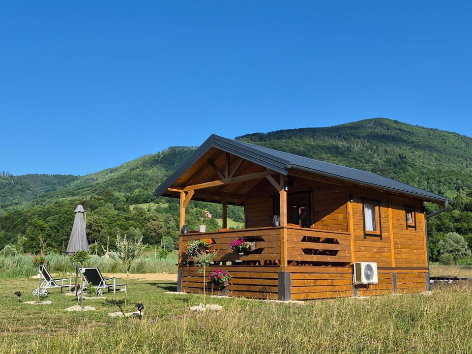 Property building, Natural landscape