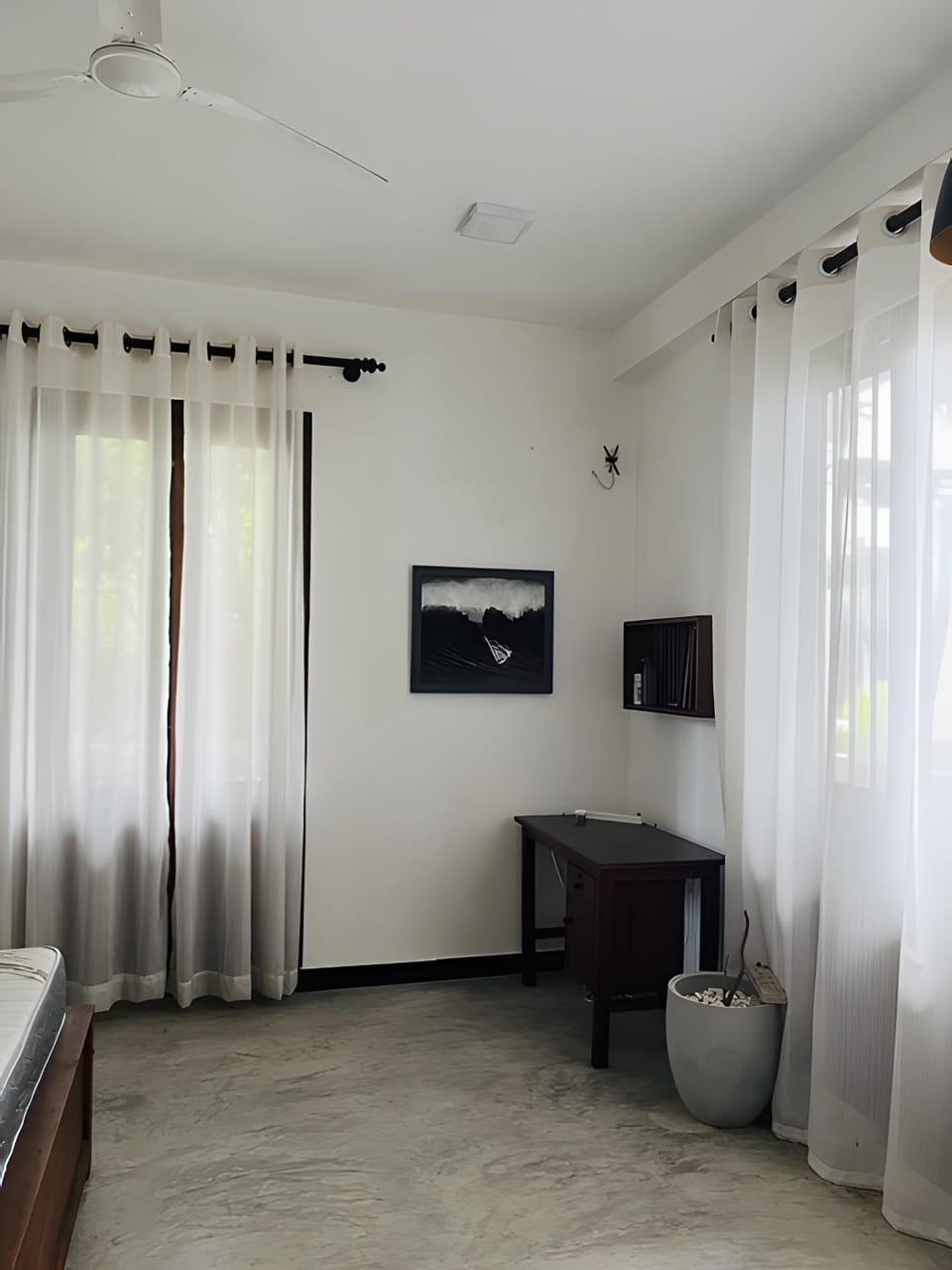 Photo of the whole room