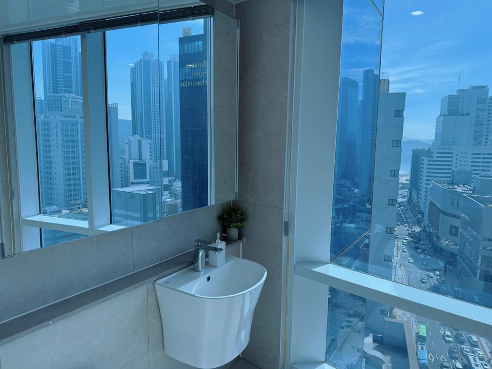 Stay Simple, Stay True Apartment in Busan
