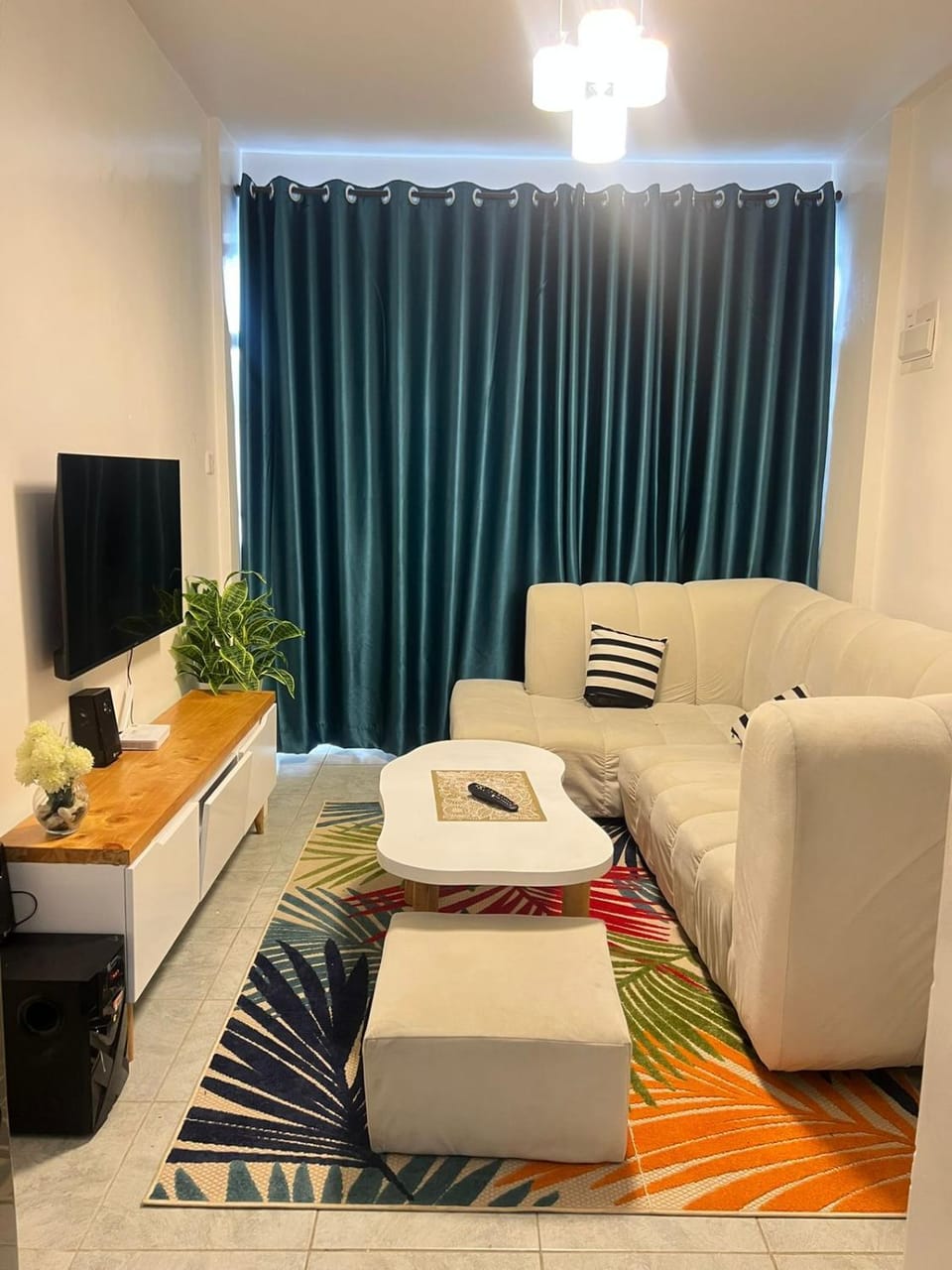 Communal lounge/ TV room, Living room