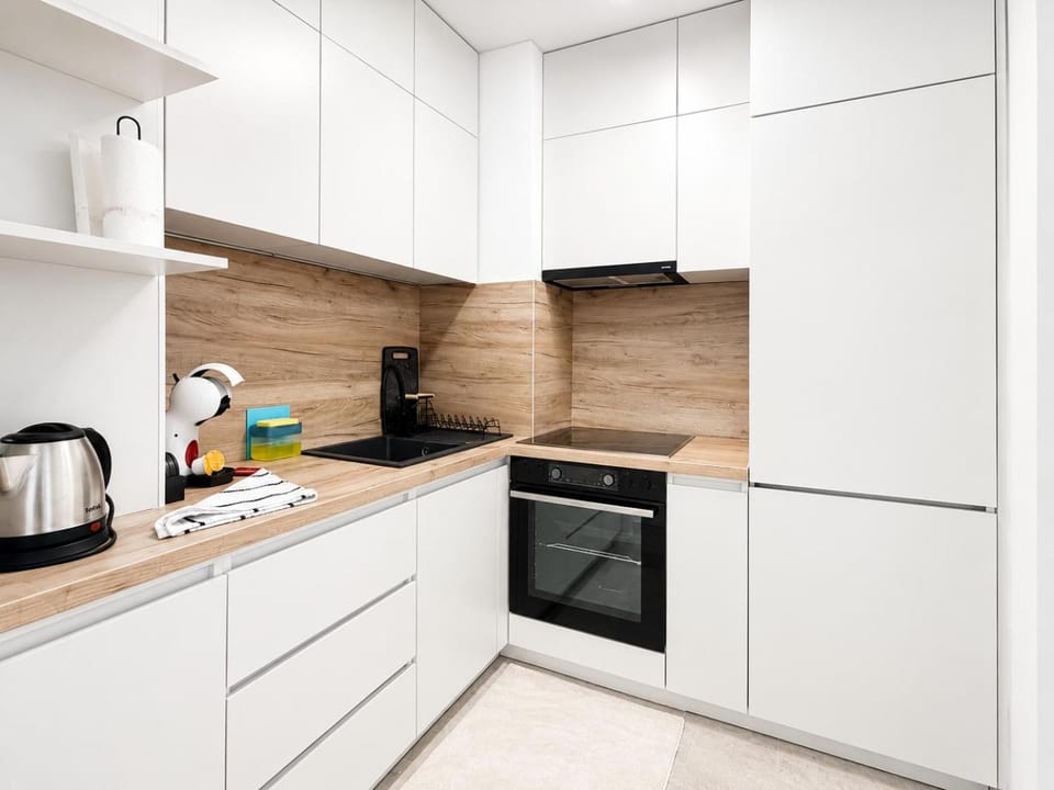 Kitchen or kitchenette, oven, stove