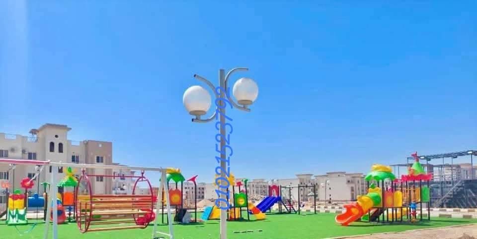 للاستفسارات عبر الواتس بالصور, قرية لاسرينا ميني ايجبت بالعين السخنة, شاليه دور ارضي وسط بجاردن كبيرة على البول, غرفتين وصالة وحمامين, شاطئ رملي, محلات ومطاعم وكافيهات واحتفالات مسائية, اكوا بارك بمصاريف Apartment in Egypt