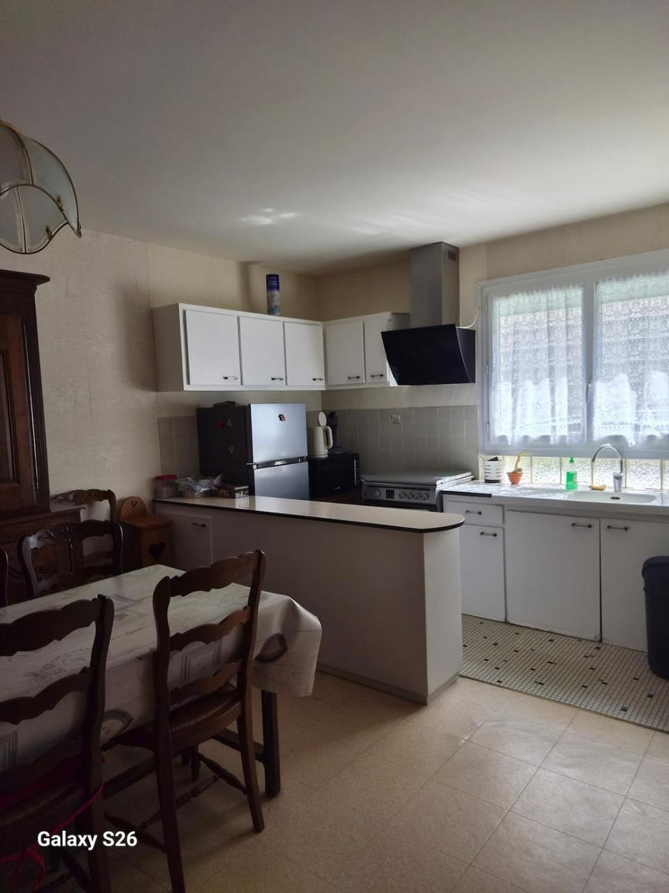 Kitchen or kitchenette, oven, stove