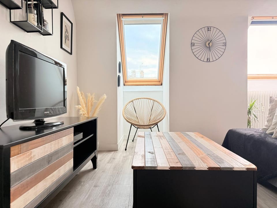 TV and multimedia, Living room
