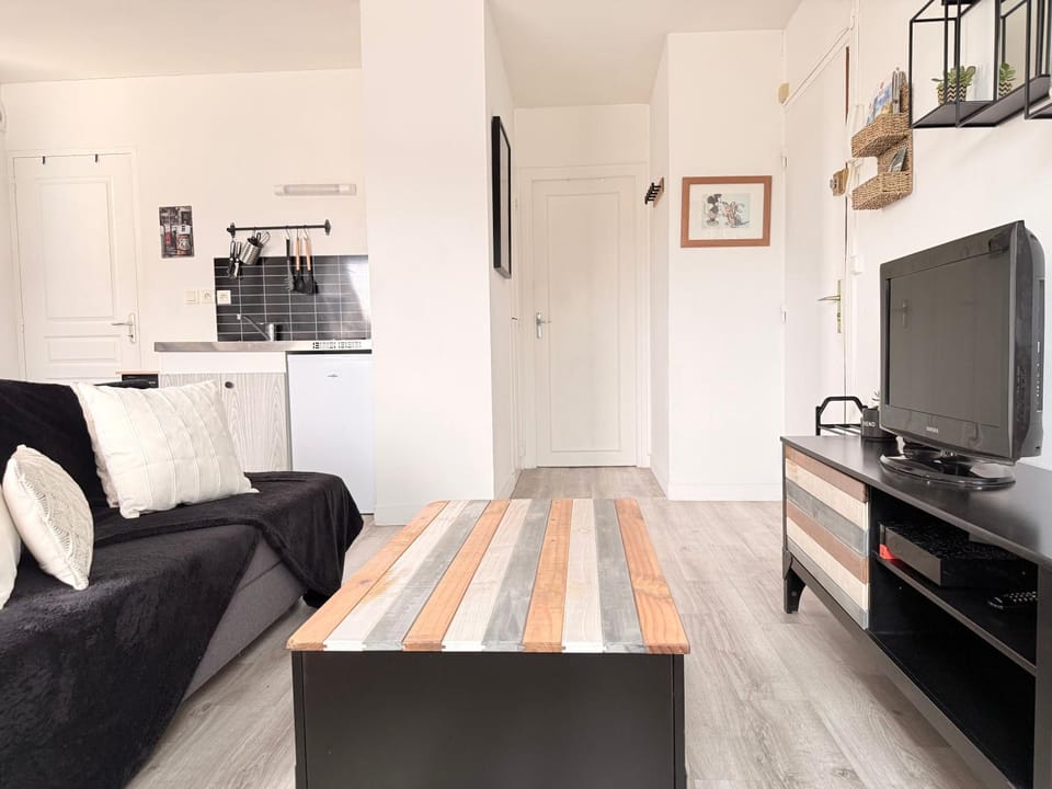 TV and multimedia, Living room