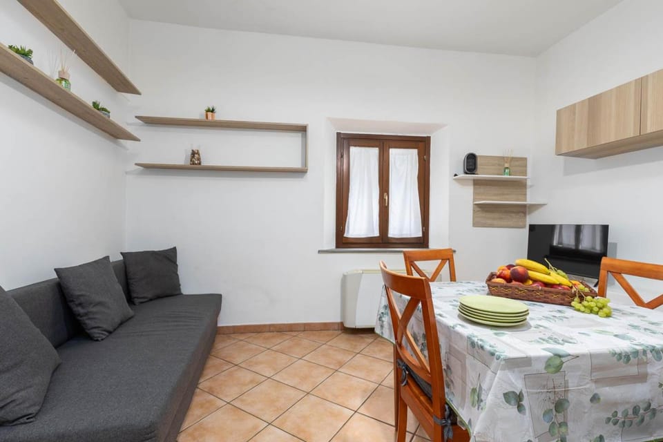 TV and multimedia, Kitchen or kitchenette, Living room, Seating area, Dining area, internet, locker, air conditioner
