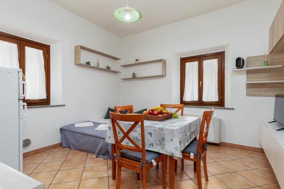 TV and multimedia, Kitchen or kitchenette, Living room, Seating area, Dining area, internet, locker, towels, air conditioner