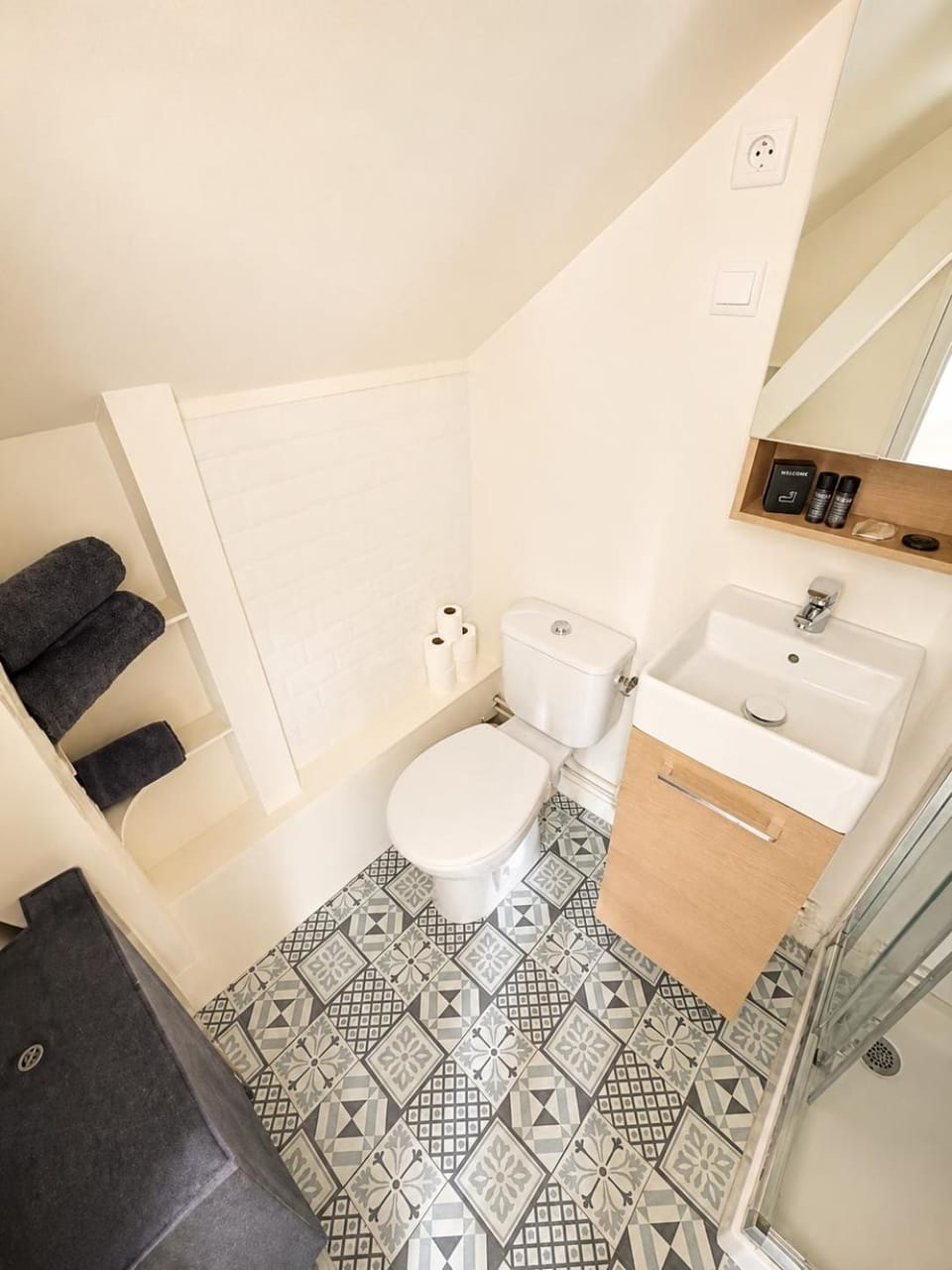 Studio en plein cœur de Laval - 5 min de la gare Apartment in Laval