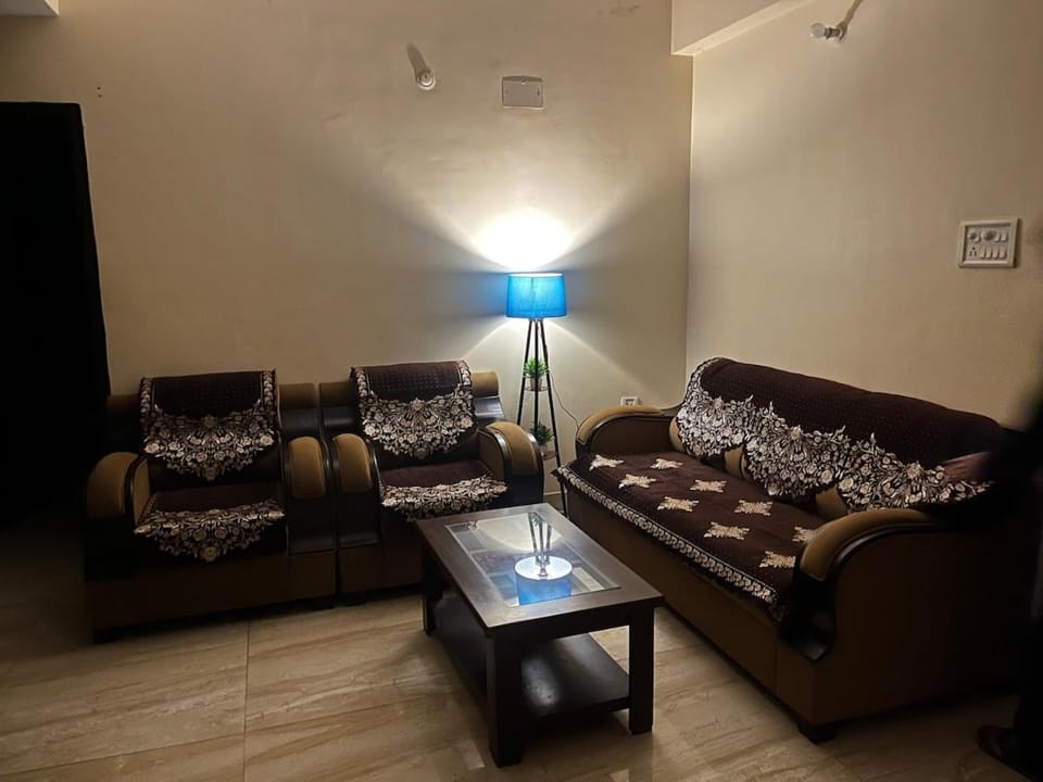 Grand 3BHK Apartment in Prime Area Apartment in India