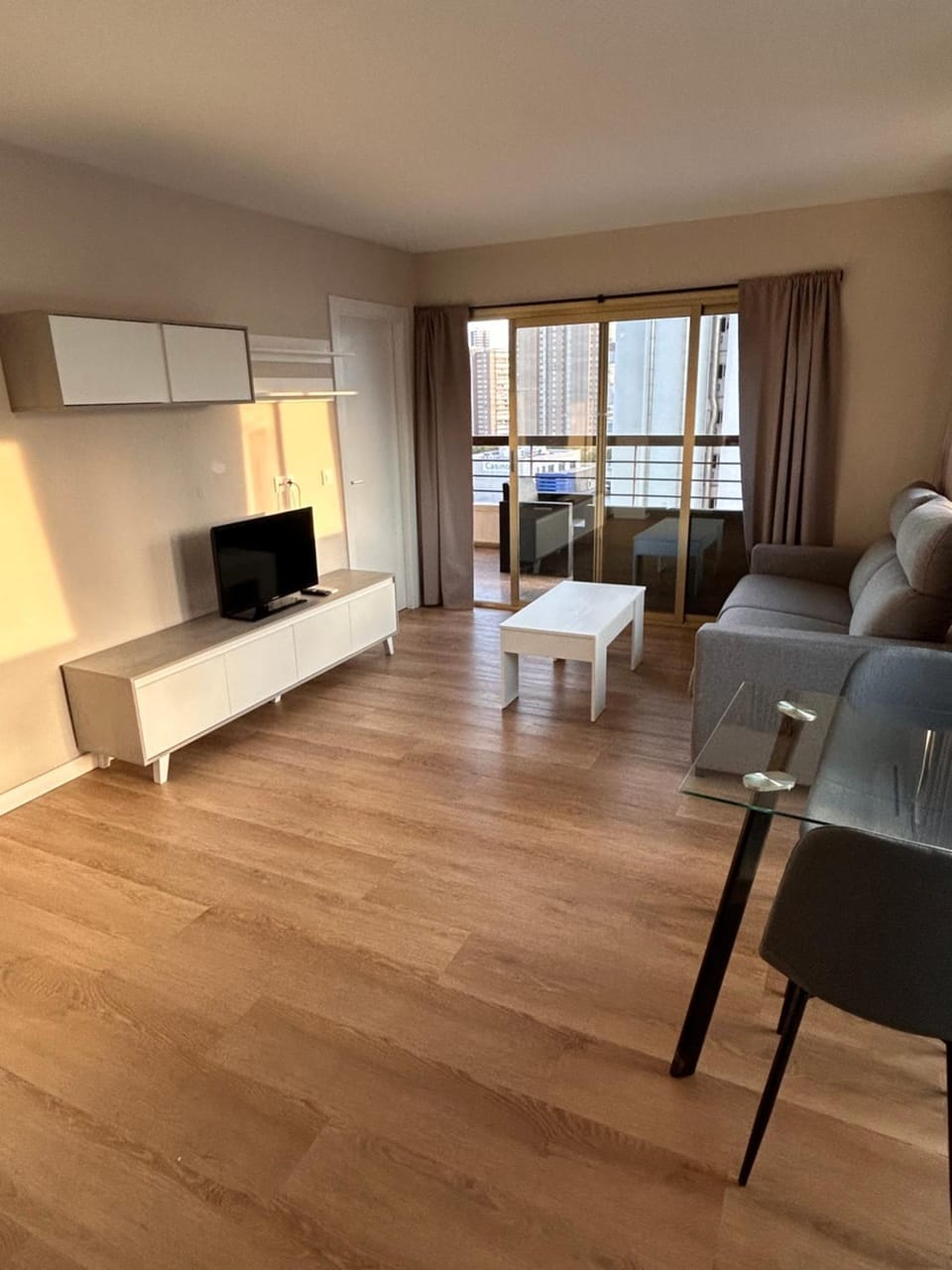 Living room, air conditioner