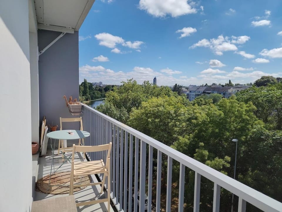 Appartement au calme, vue sur Erdre Apartment in Nantes