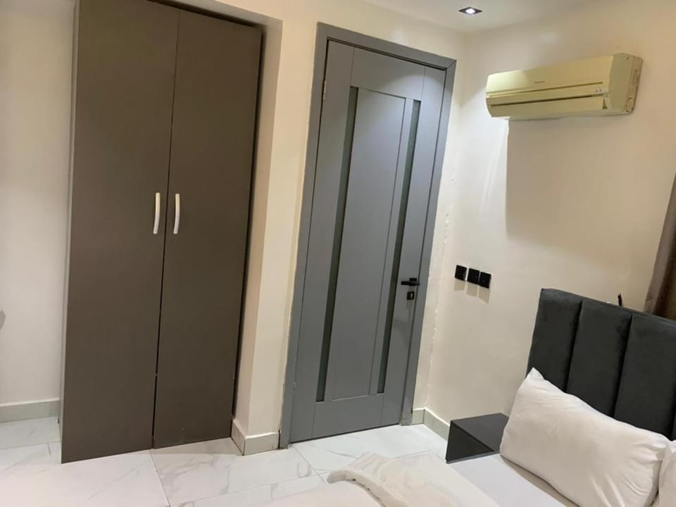 Sapphire suite -one bedroom Apartment in Lagos