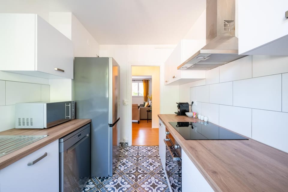 Le Moderne - 4 ch proche Maisons de Champagne Apartment in Reims