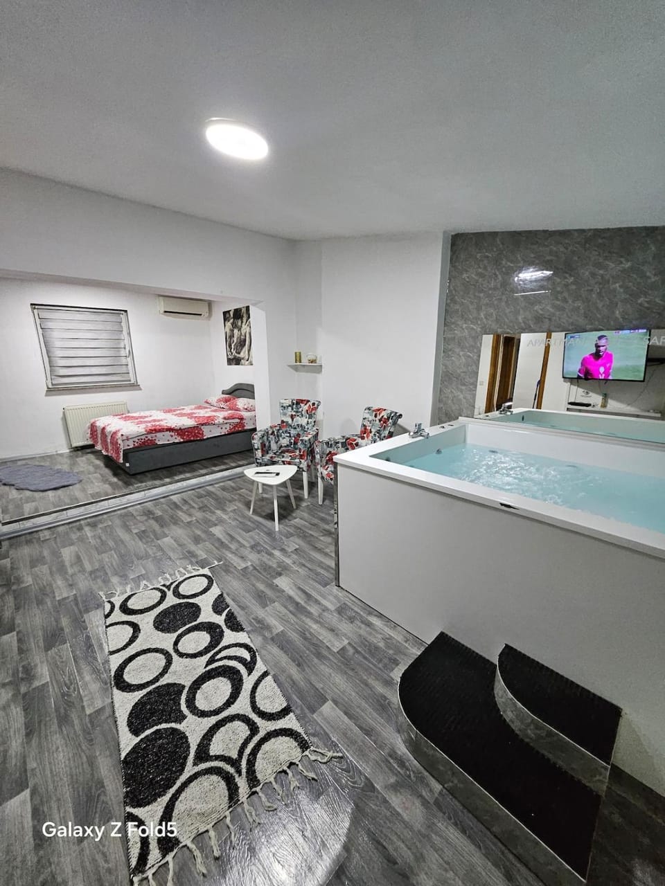 Dream Suite Jacuzzi Apartment in Sarajevo