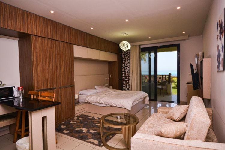 Living room, Bedroom