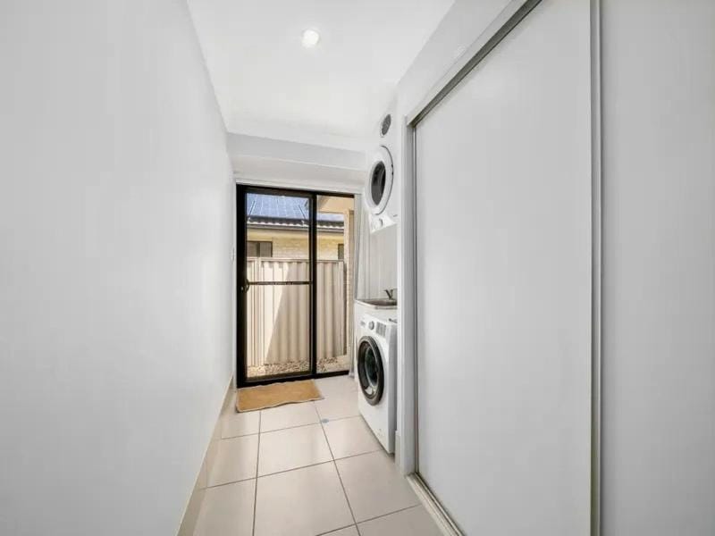 Family and Pet Friendly Home in Sandstone Point House in Sandstone Point