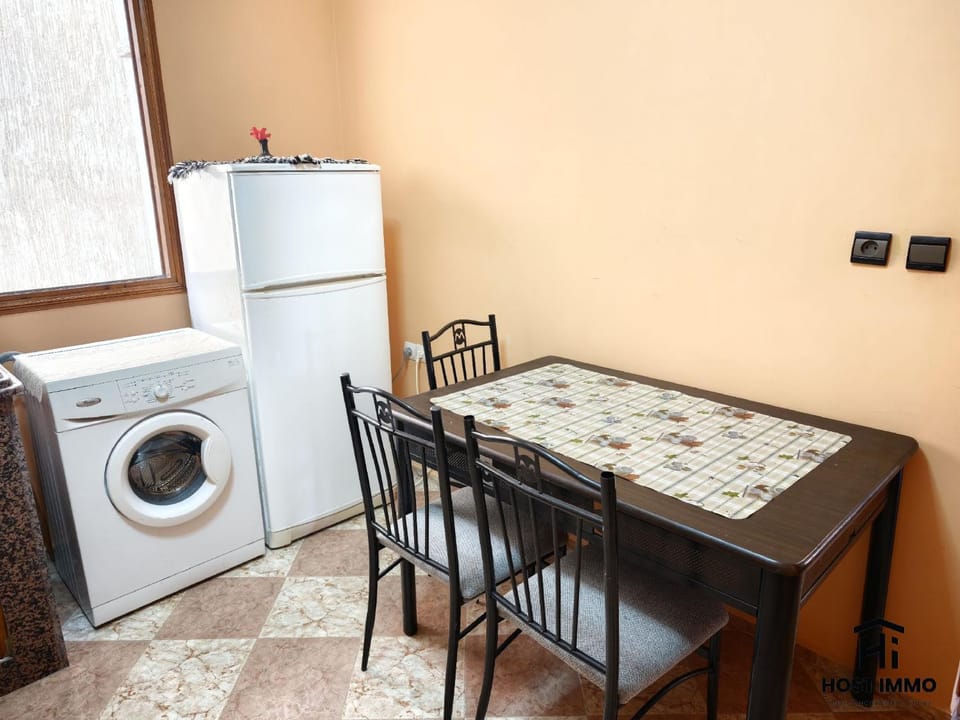 Dining area, stove, kitchen