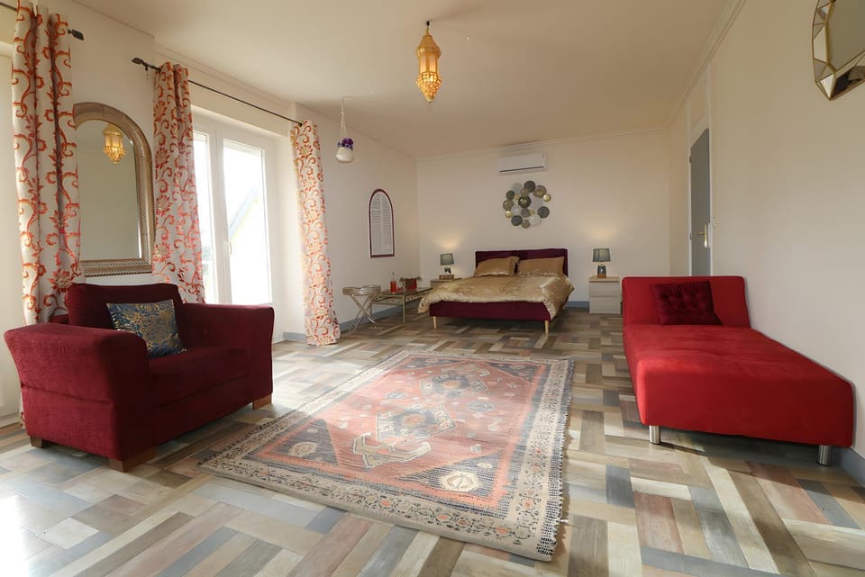 Property building, Living room
