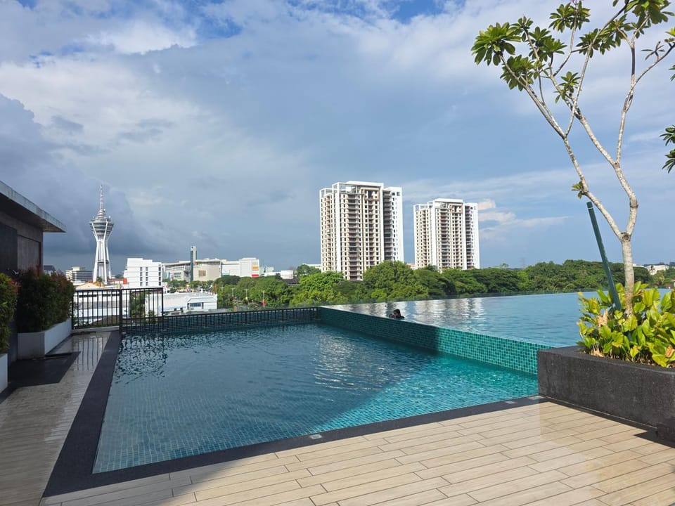 City view, Pool view, Swimming pool