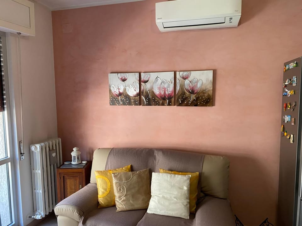 Living room, air conditioner