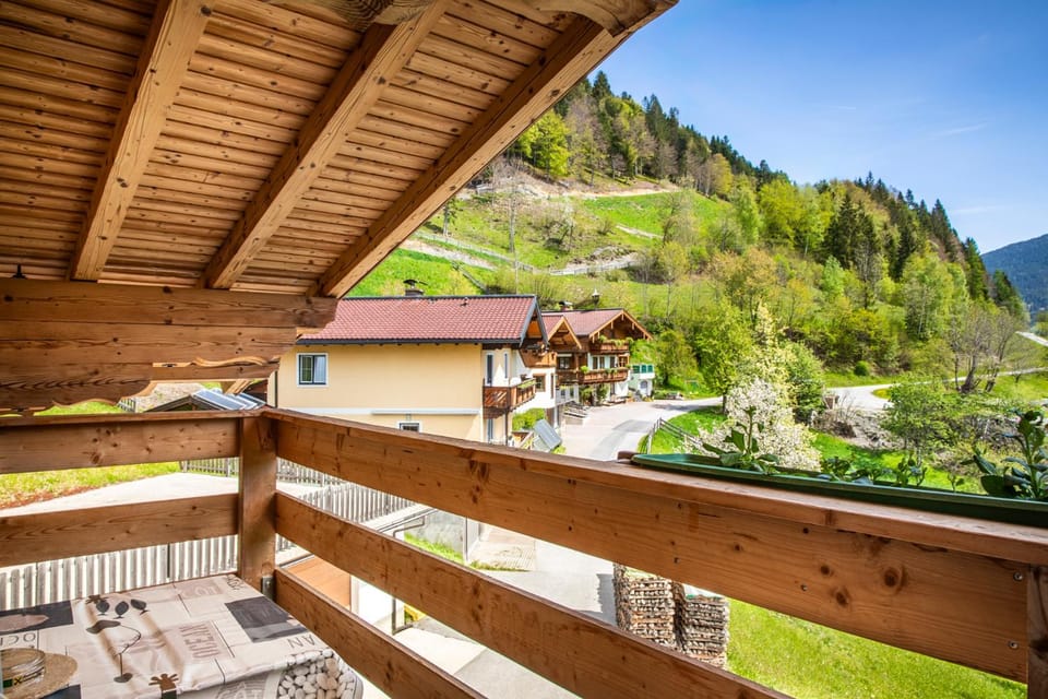 Natural landscape, Balcony/Terrace