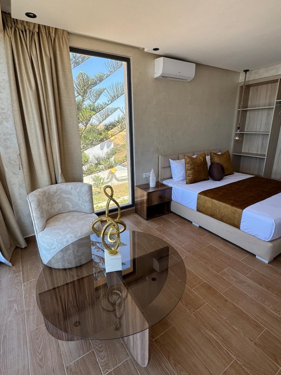 Royal Room 6 & Chambre Royale Apartment in Tangier-Tétouan-Al Hoceima