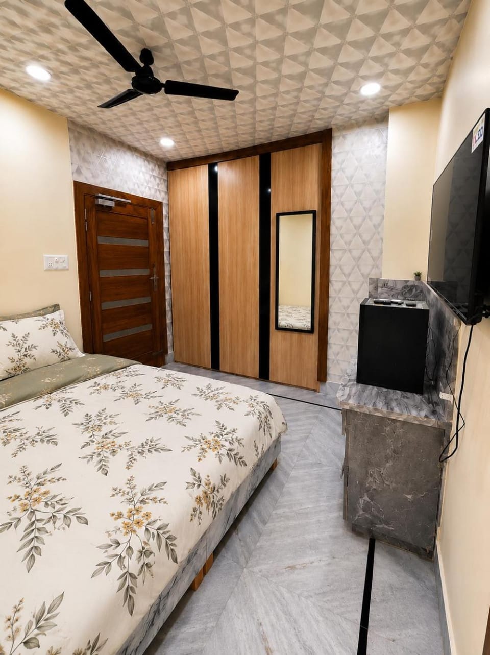 Property building, Bed, Photo of the whole room, Bedroom, Pets, pet friendly