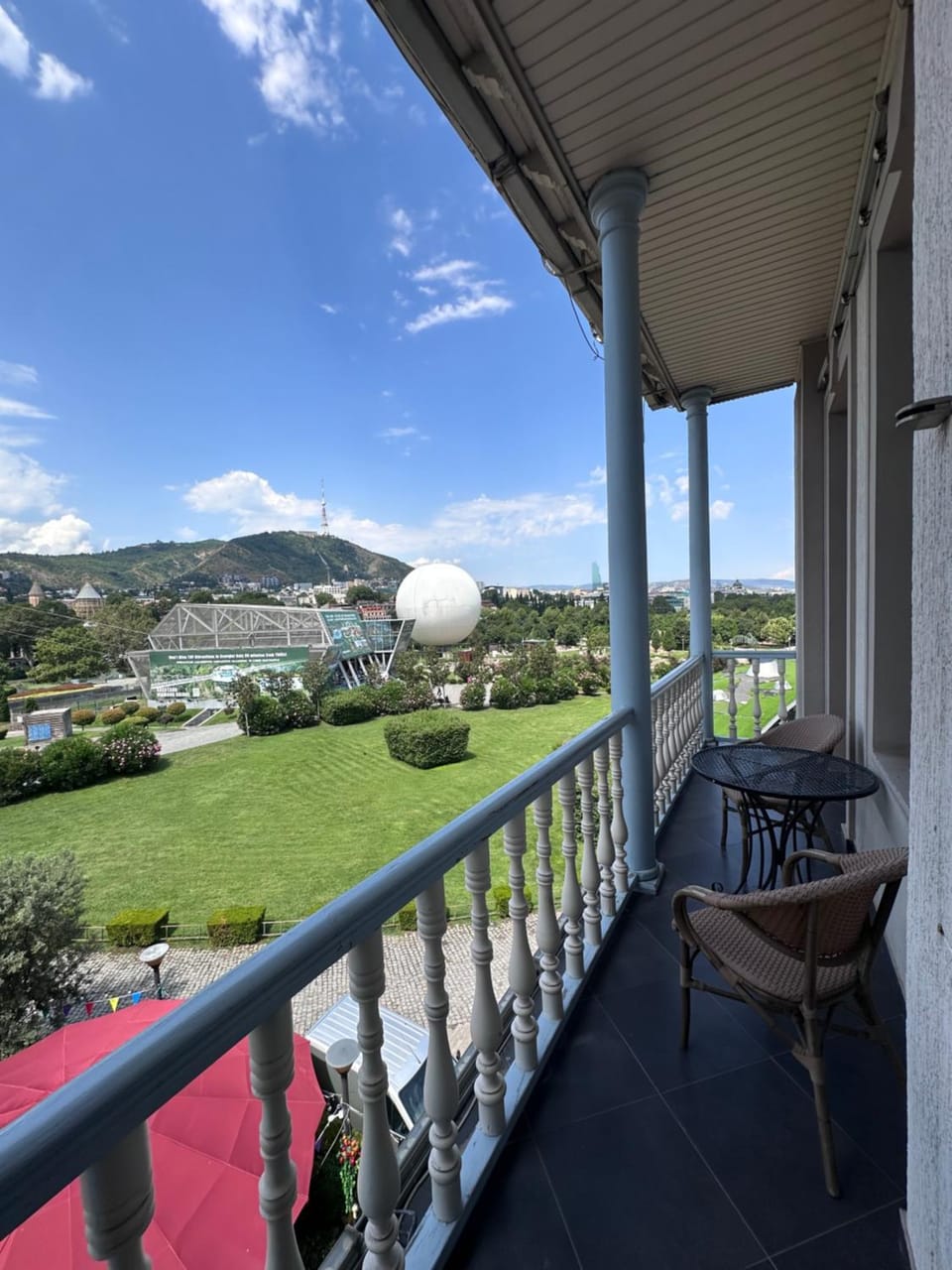 Patio, Day, Natural landscape, View (from property/room), Balcony/Terrace, Mountain view