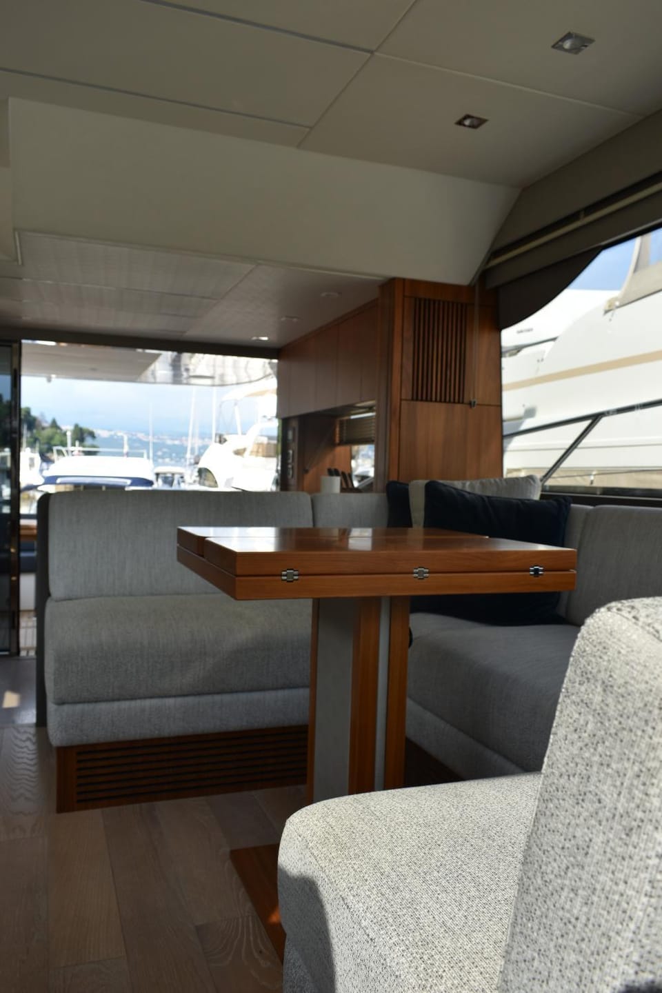 Motor yacht Sunseeker Manhattan 52 Docked boat in Opatija