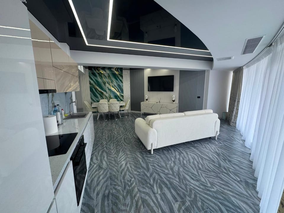 Luxury Maréa by White Titanic Apartment in Constanța County