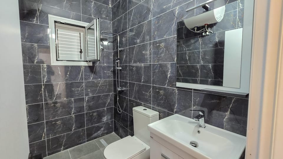Guesthouse - VILA QETESIA Inn in Europe