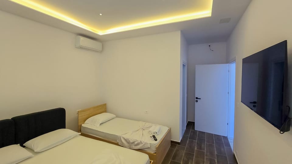 Guesthouse - VILA QETESIA Inn in Europe